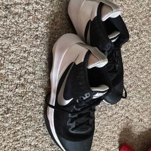 Nike air versatile shoes